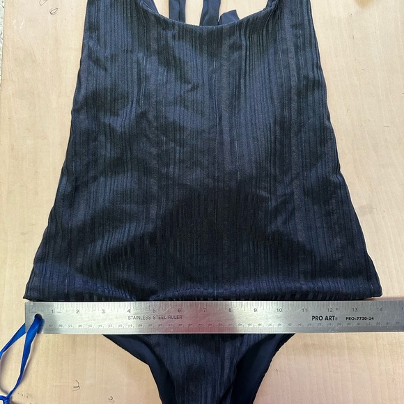 Tavik Black Sicily Rib one piece swim - Picture 7 of 12
